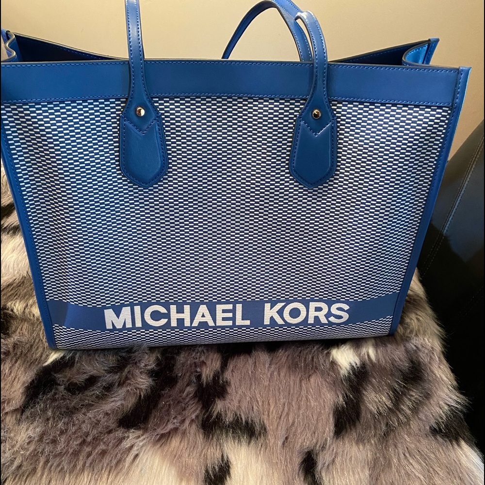Michael Kors tote purse